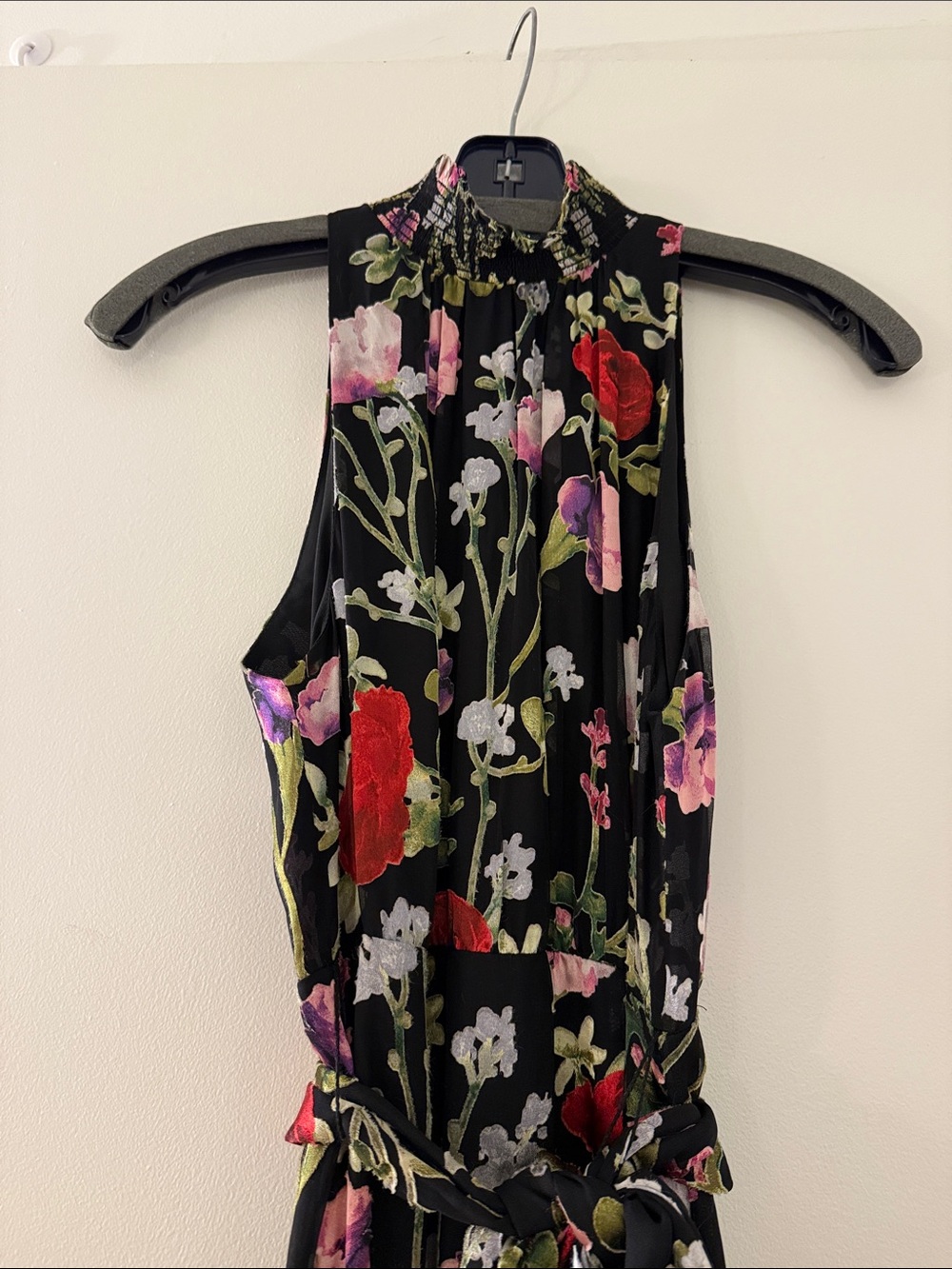 Alice + Olivia Black Floral Halter Maxi Dress with Tie Waist - Picture 5 of 13